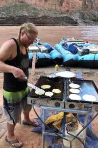 Guide cooking pancakes