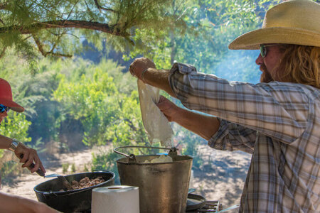 Guide cooking dinner